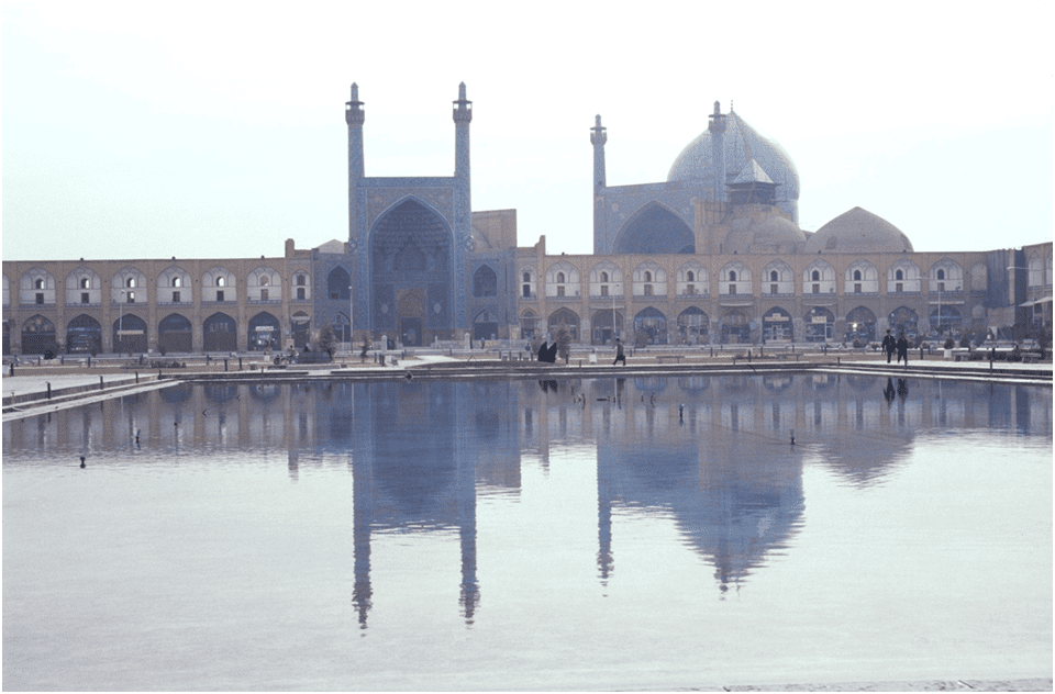 Paradigm shift in architecture: the Islamic world. Image shows the I-Shah Mosque in Iran and its architecture.