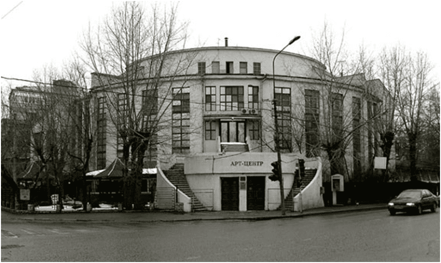 Paradigm shift in architecture: Modern Architecture styles-2. Image shows constructivism style in architecture in Moscow 