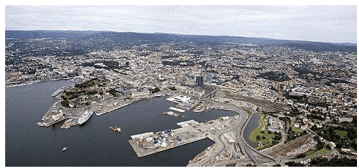 Fjord City: A Waterfront Urban Renewal Project in Oslo. Phot shows the Fjord City port before urban renewal