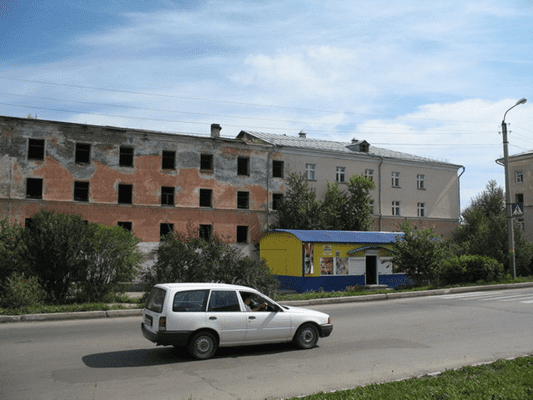 Cheremkhovo the urban regeneration and revival of the city. the damaged buildings and homes in Cheremkhovo before urban regeneration