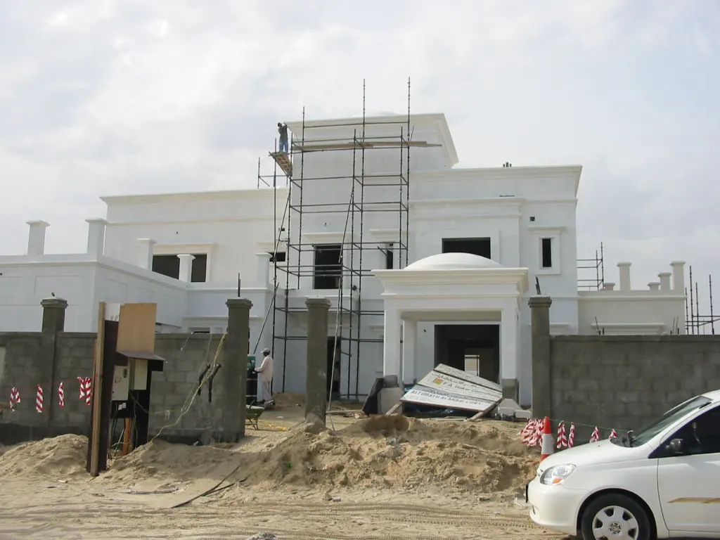 Architects / 12 site supervision steps: The architect. A sample of villa project in the Gulf region.