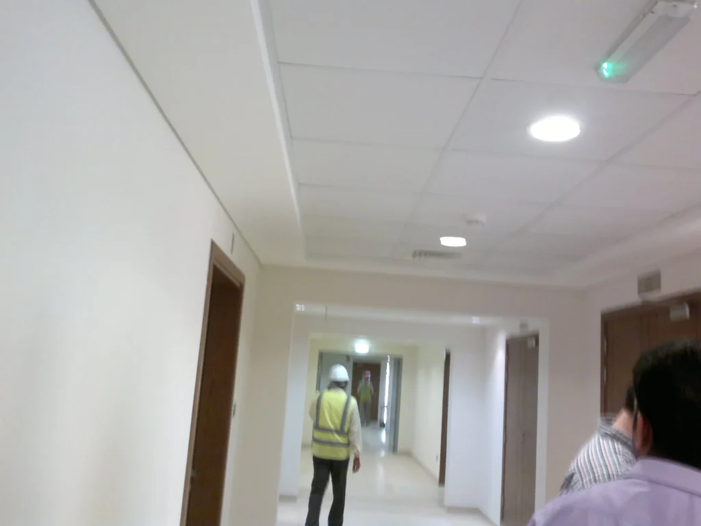 site supervision architect's responsibilities. final check of false ceilings by the site architect for a building.
